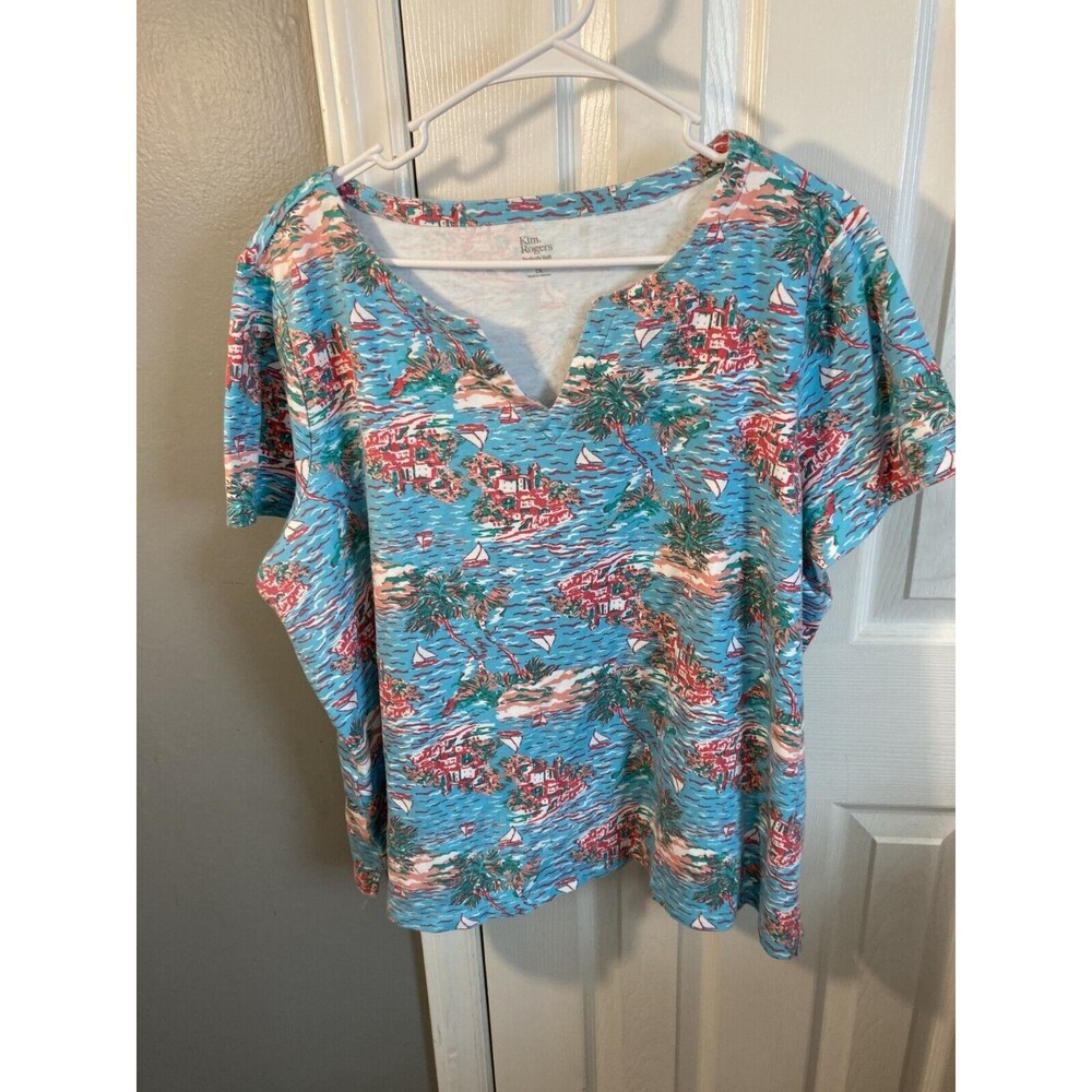 Coastal Print V-Neck Tee - Blue